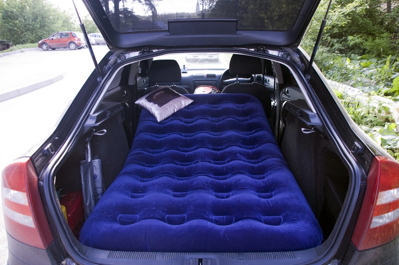 Quel type de matelas choisir pour dormir dans sa voiture ?